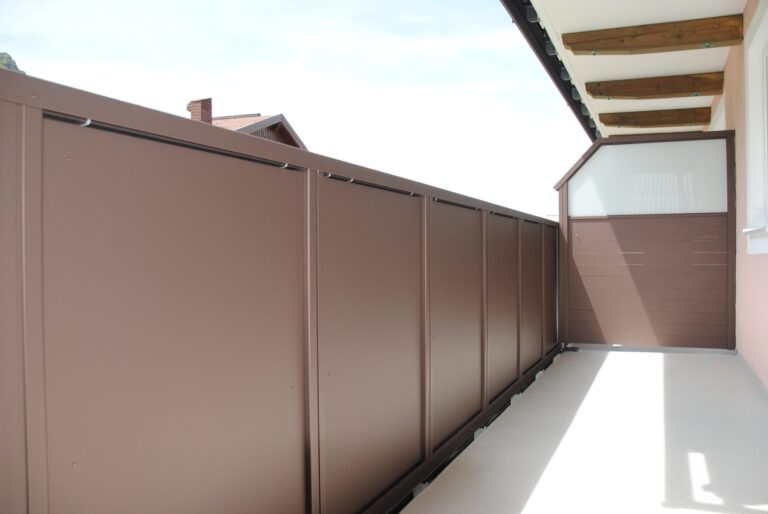 Solarbalkon Modell A200 PV + M12 in Rostiges Eisen, Referenzprojekt Pongau (Salzburg), Bild 3