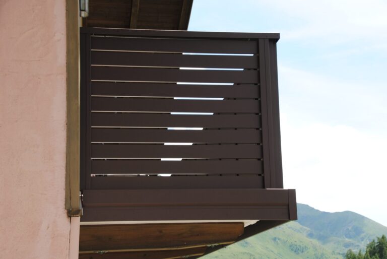 Solarbalkon Modell A200 PV + M12 in Rostiges Eisen, Referenzprojekt Pongau (Salzburg), Bild 4