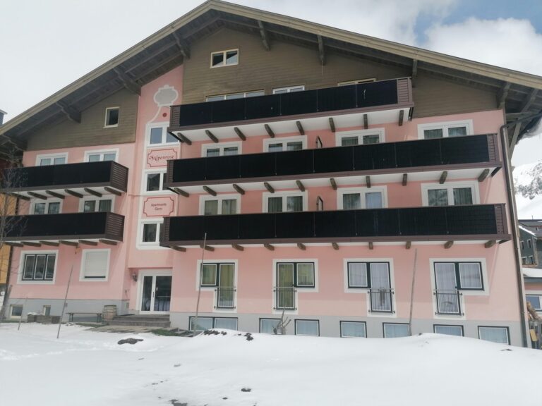Solarbalkon Modell A200 PV + M12 in Rostiges Eisen, Referenzprojekt Pongau (Salzburg), Bild 5