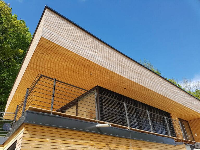Stahlbalkon Modell S200 E31 in DB703 Eisenglimmer, Referenzprojekt Landkreis Traunstein (Bayern), Bild 4